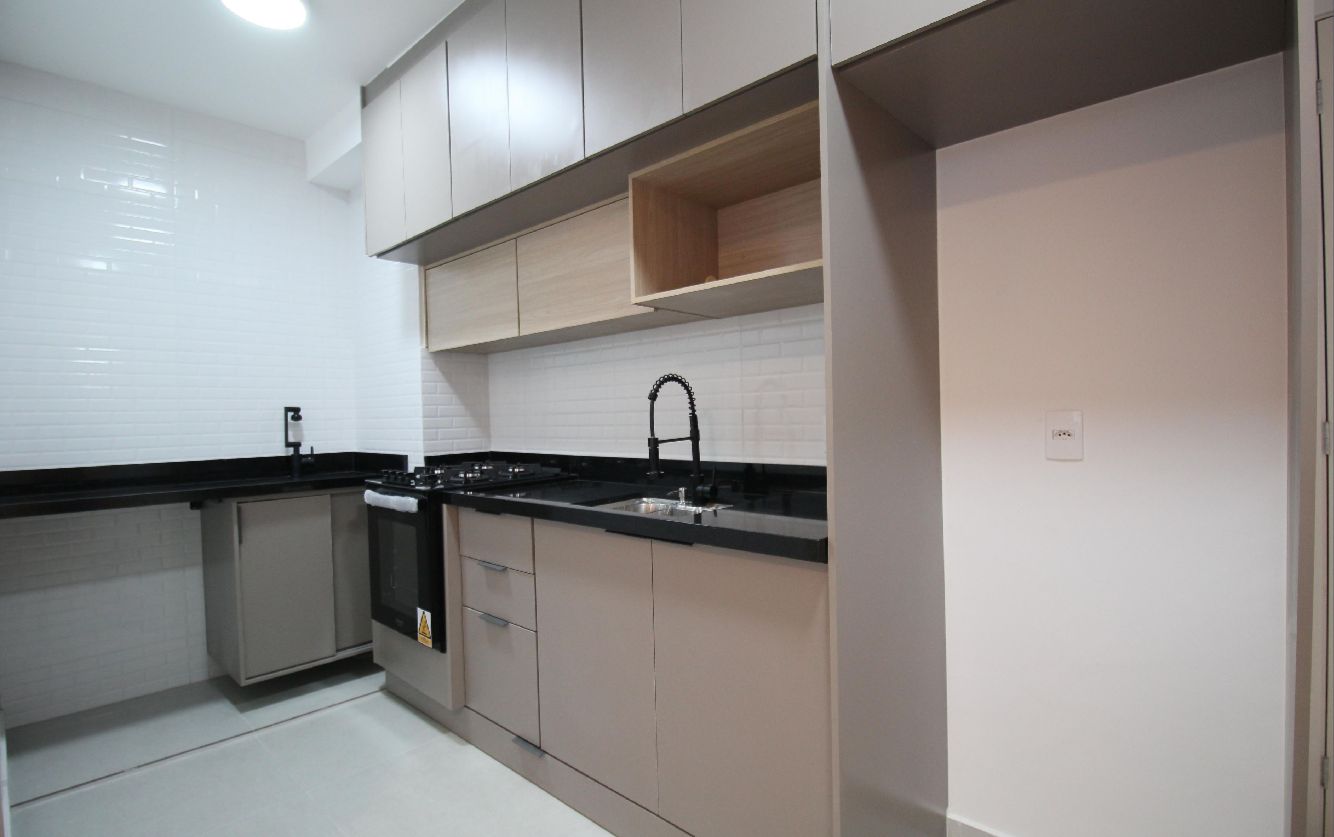 Cozinha planejada em apartamento